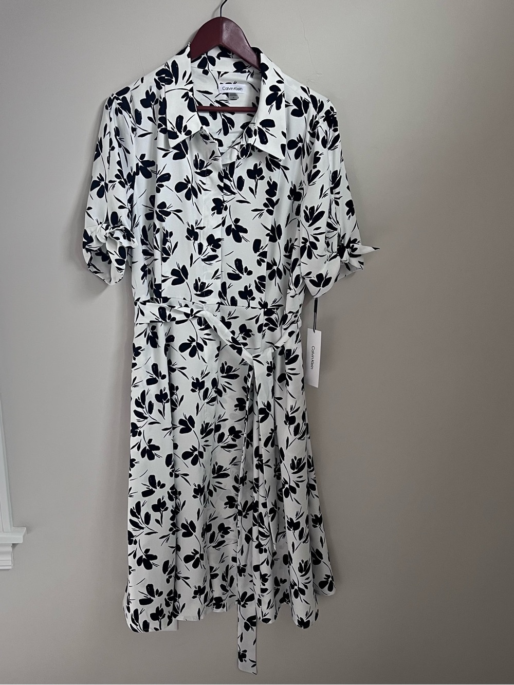 Calvin Klein NWT collared midi button dress size 16